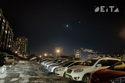 Подростка, разгромившего автомобили во дворе жилого комплекса, задержала полиция Владивостока