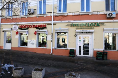Штрафы до 100 тысяч: во Владивостоке ужесточили требования к вывескам