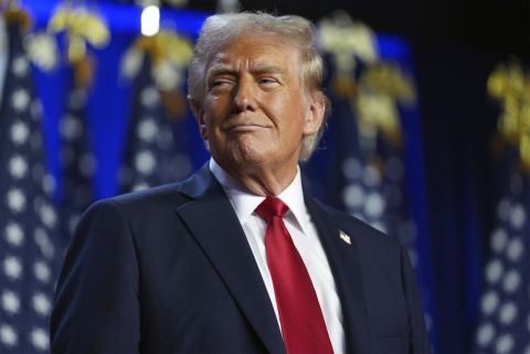 Трамп заявил о похищении Мадуро и его жены