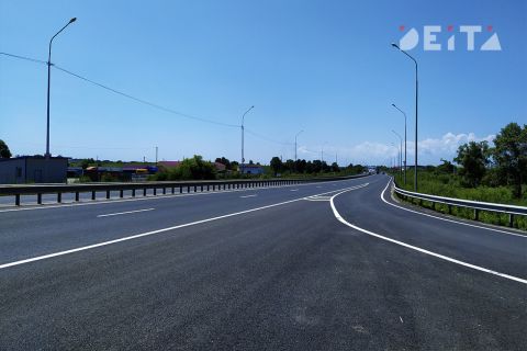 Саморезы парализовали движение на трассе в Приморье - полиция проводит проверку