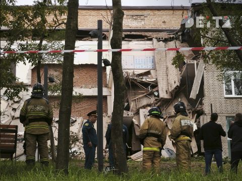 Здание энерготехникума обрушилось во Владивостоке (ОБНОВЛЕНО В 11:16)