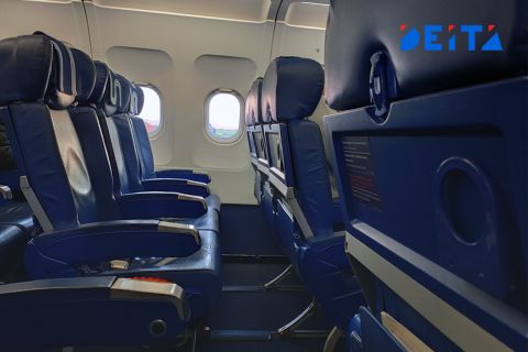 Дальневосточница ногами потушила возгорание в самолёте