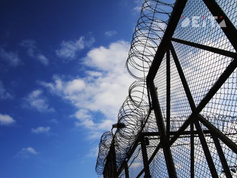 Подростку из Владивостока грозит судимость за дебош на парковке ТРЦ