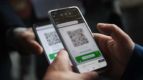 Эксперт раскрыл, как распознать мошеннический QR-код