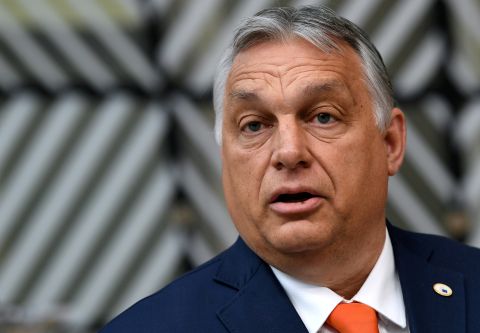 Орбан заявил о расколе в ЕС из-за санкций на российскую энергетику