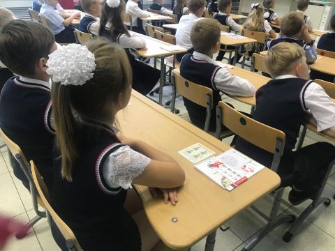 Новая школьная форма имеет психологическое влияние на детей – Минпросвещения