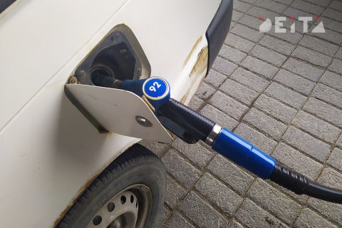 Стоимость бензина подскочила за неделю