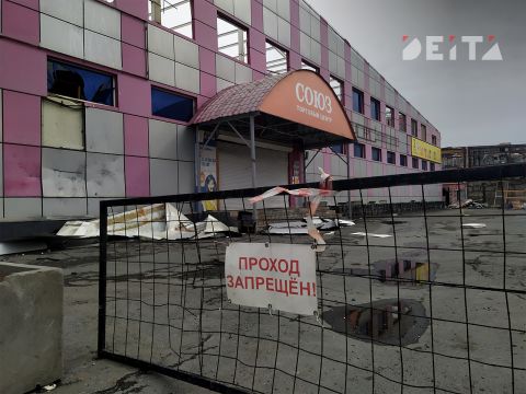 Зачистка территории Спортивного рынка продолжается во Владивостоке