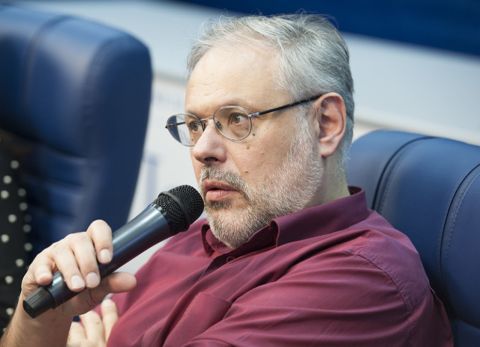 Больше никто не хочет тратить деньги на Украину — Хазин