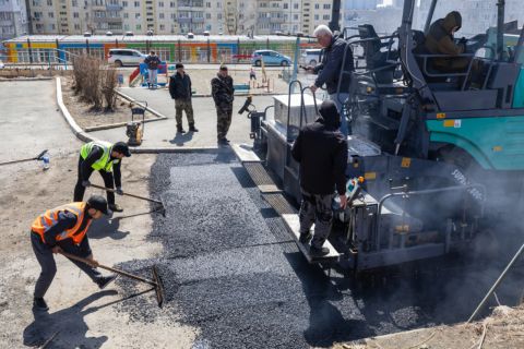 Восстановительный ремонт дорог начали выполнять во Владивостоке