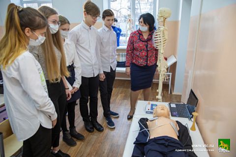 Выпускники 9-х классов смогут поступить в профильные классы во Владивостоке