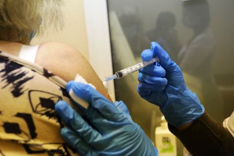 Приговор до делу о купленных сертификатах с прививками от коронавируса вынесли в Приморье