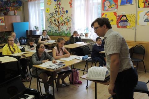 Первомайский район Владивостока оставляют без Центра детского творчества и картодрома