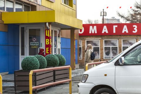 Очередную попытку демонтажа незаконного торгового центра предприняли во Владивостоке