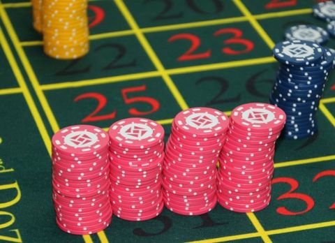 Во Владивостоке под стражу заключены организатор и участники группы нелегального казино