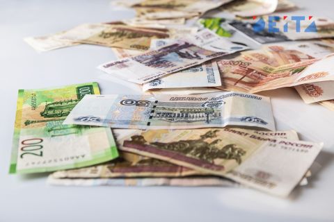 Два кредита в день: приморский «банкрот» остался должен денег