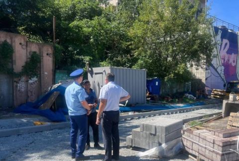 Отопительный сезон под надзором: во Владивостоке завершают ремонт теплотрассы