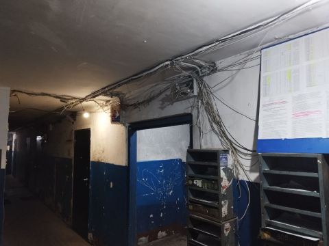 Мусорный коллапс продолжается в домах Владивостока, где недавно бунтовали дворники