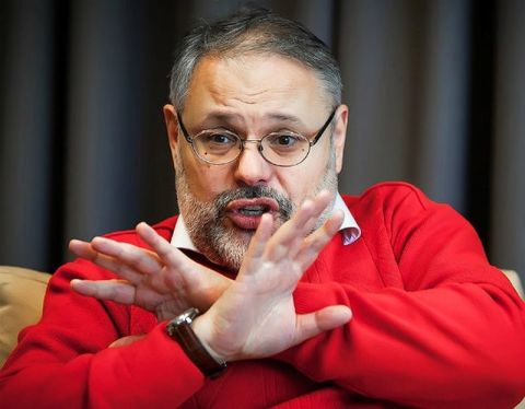 Неизбежен «большой обвал»: Хазин предупредил о небывалой катастрофе