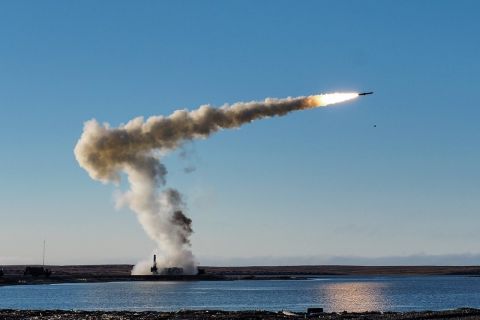Российская армия нанесла удар возмездия по объектам на Украине