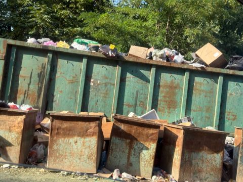 Мэру Владивостока внесено представление прокурора из-за стихийной свалки в пригороде