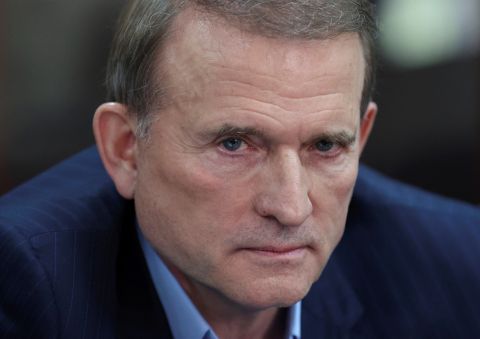 Медведчук потребовал допустить украинцев в России до выборов на Украине