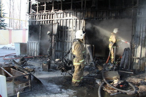 «Люди живут без света, в залитых водой комнатах, без крыши»