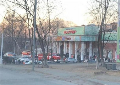 300 человек срочно были выведены из кинотеатра в Приморье