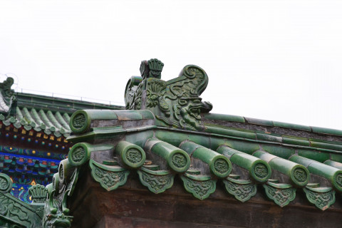 В Китае запретили бизнесменам быть богаче работников