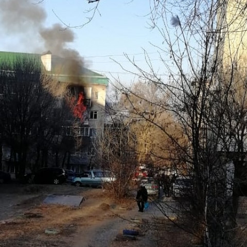 Страшный пожар в жилом доме в Приморье унес жизнь человека