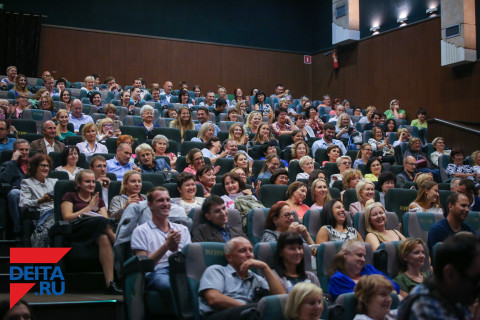 "Кинофестивалей наплодили": Мединский жжет во Владивостоке