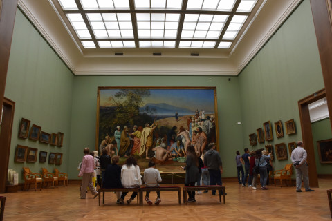 Работу известного художника украли из Третьяковской галереи