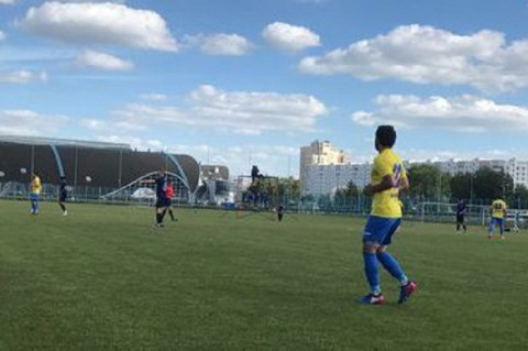 Футбольную команду из Владивостока оригинально поддержали фанаты