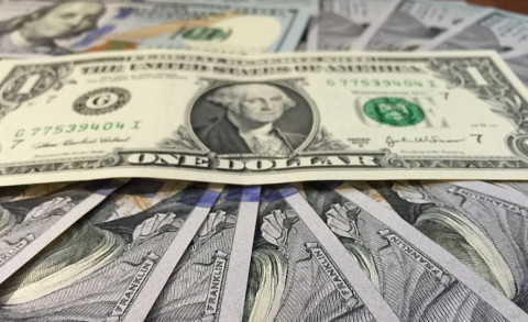 Россия сократила вложения в США на 2 миллиарда