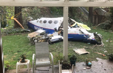 Самолет рухнул в жилом районе Калифорнии