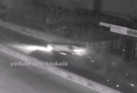 Момент жесткое ДТП на Фадеева попал на видео