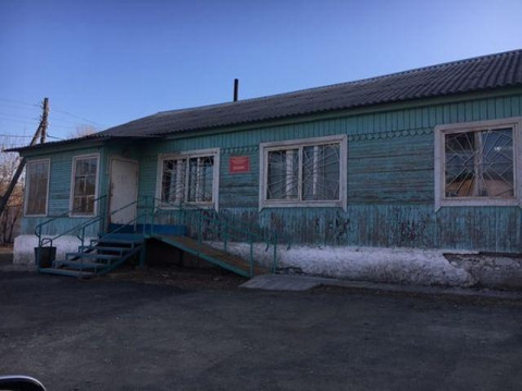 Дыры, холод, и вежливость: детская поликлиника дышит на ладан в Приморье