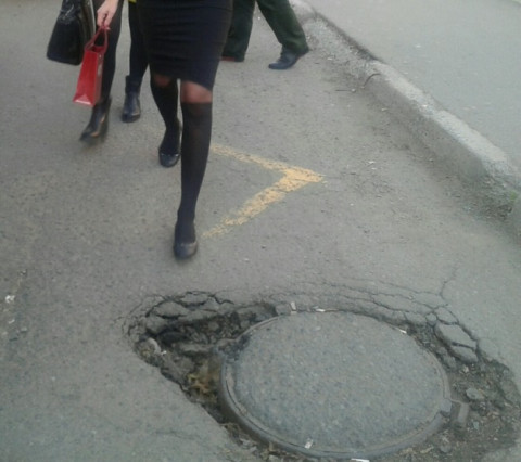 Беззаконие творилось на улице Рылеева