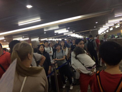 Пхукетское столпотворение: русские изнывают на пограничном контроле