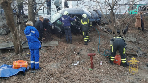 Злостный автохулиган без прав травмировал девушку