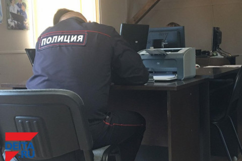 Мужчину с двумя татуировками ищут в Приморье