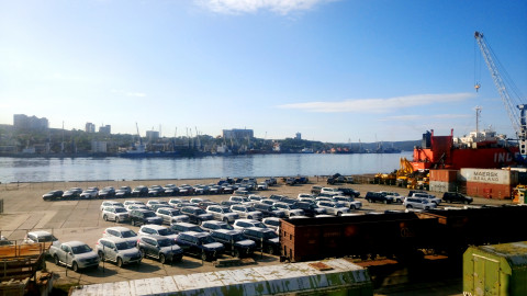 Таможня рассказала о ввозе японских авто