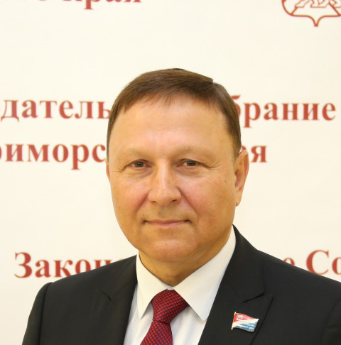 Александр Ролик поздравляет с Международным женским днем