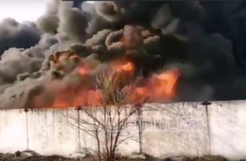 В Приморье полыхает путевая машинная станция