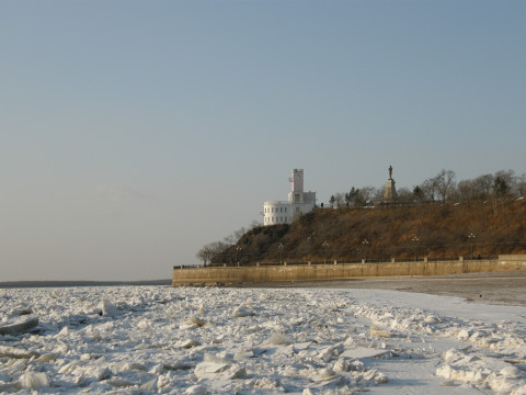 ТЭЦ сливает нефтепродукты в могучую реку