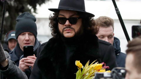 Король эстрады скандалил на похоронах Началовой