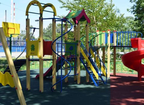 Крупные штрафы грозят пользователям детских площадок