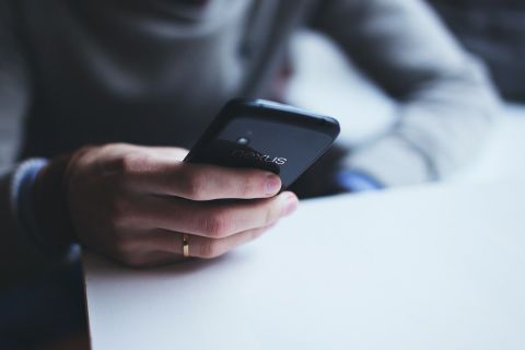 Что делать после отправки СМС с кодом мошенникам