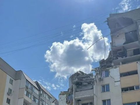 Три человека погибли при взрыве газа в жилом доме в Саратове