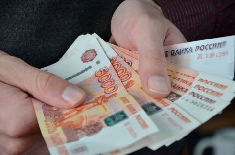 Россиянам хотят запретить кредиты